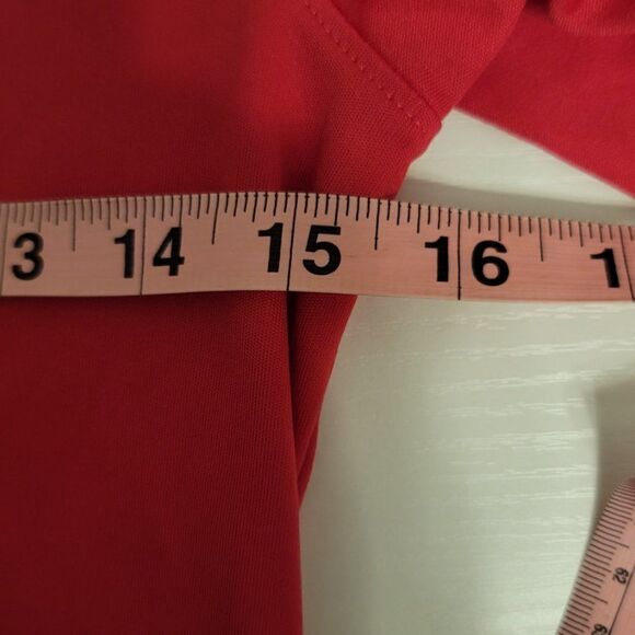 Under Armour Heat Gear 3/4 Zip Pull Over - Picture 7 of 7